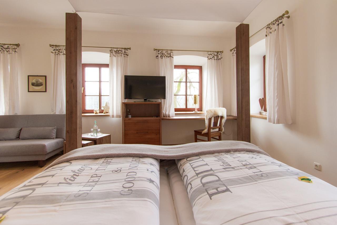 Hotel Alpenblick Riedering Kültér fotó